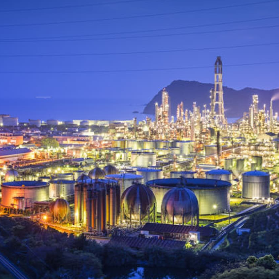 U.S. imposes new sanctions on Iran oil exports, targets Chinese, UAE firms